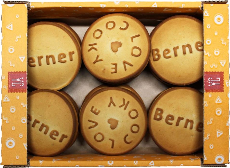 Печенье Berner со сливочно-клубничным вкусом в сахарной глазури 475г